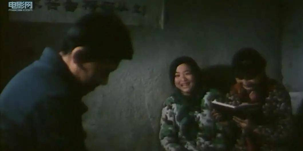 国产无套内精一级毛片农工浜真实记录，农民工人生活写照，底层劳动者艰辛与坚韧