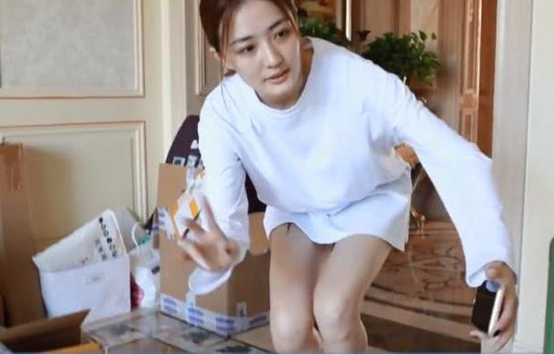 搡老岳熟女国产熟妇图片精选，高清熟女写真合集，性感熟妇魅力展现