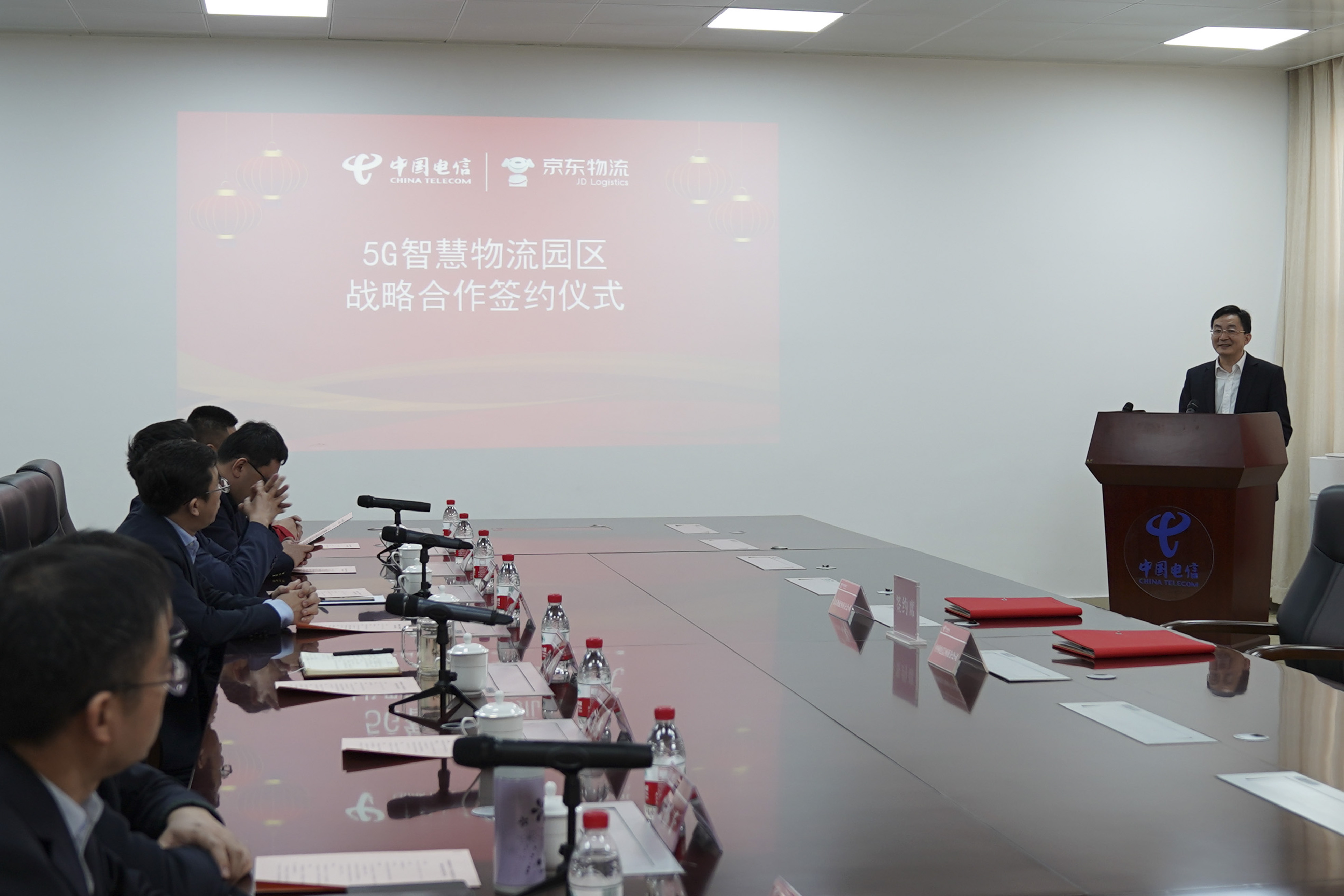 泽运通物流高效运输服务助力企业降本增效，专业团队保障货物安全，全国网络覆盖快速送达