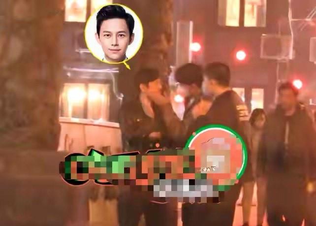 2.白袜小正大玩弄小太正Gay片，暧昧互动火花四射，深夜独处心跳加速