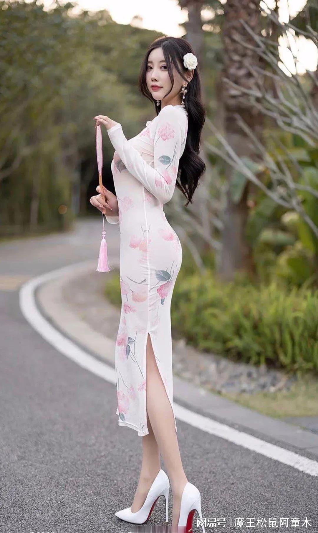 胖熟女88AV惊艳亮相,魅力四射引爆全网,成熟风情独领风骚 胖熟女88AV惊艳亮相,魅力四射引爆全网,成熟风情独领风骚