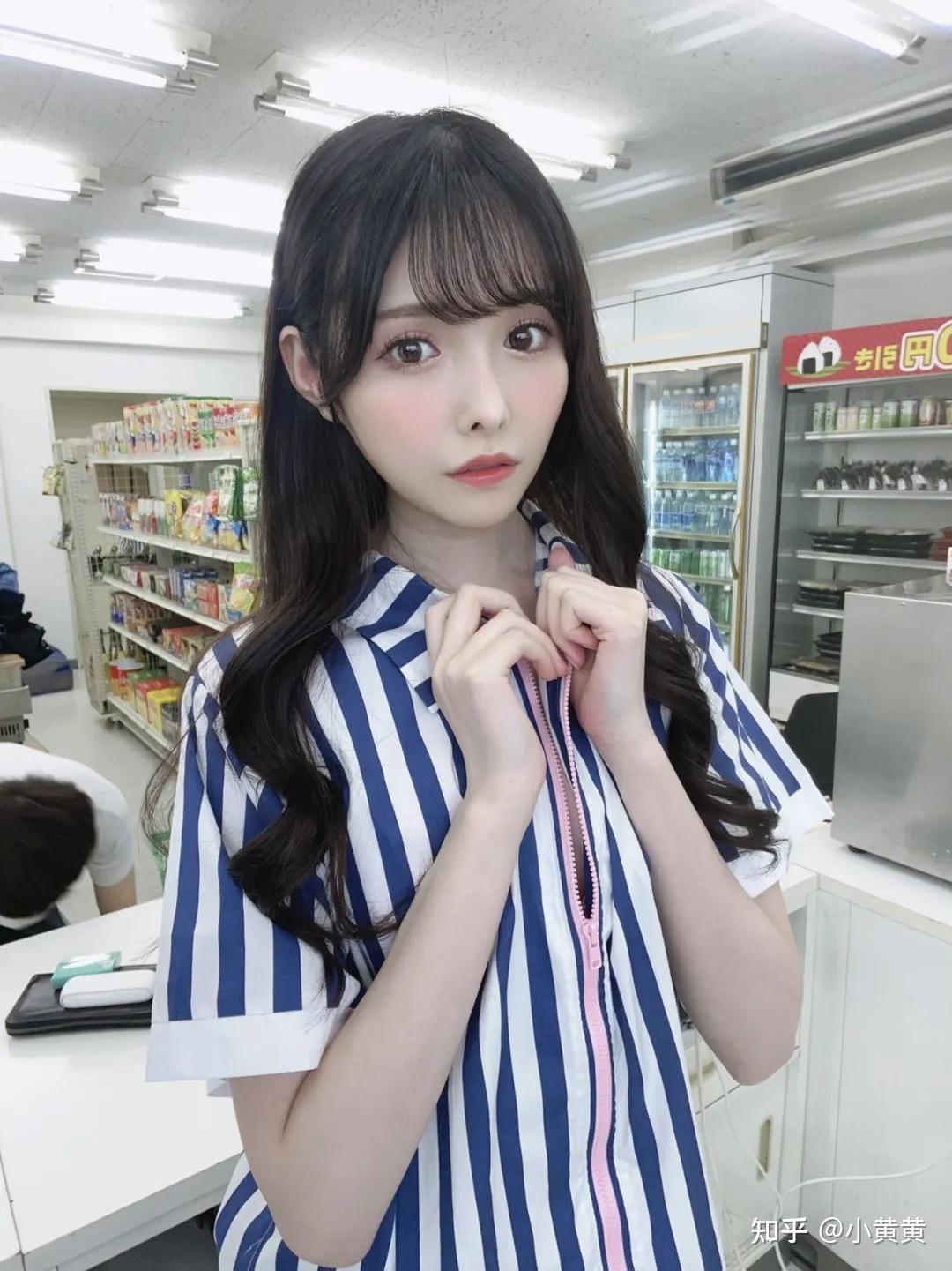 苍井空张开腿实干16次浜，激情演绎经典片段，真实记录幕后花絮，揭秘拍摄全过程