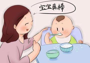 婴儿吃奶添加辅食过程详解，新手妈妈必看，正确步骤轻松掌握
