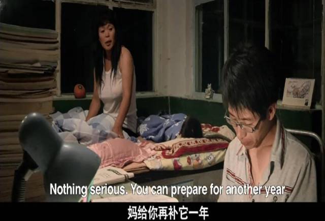 国产无套内精一级毛片农工浜真实记录，农民工人生活写照，底层劳动者艰辛与坚韧