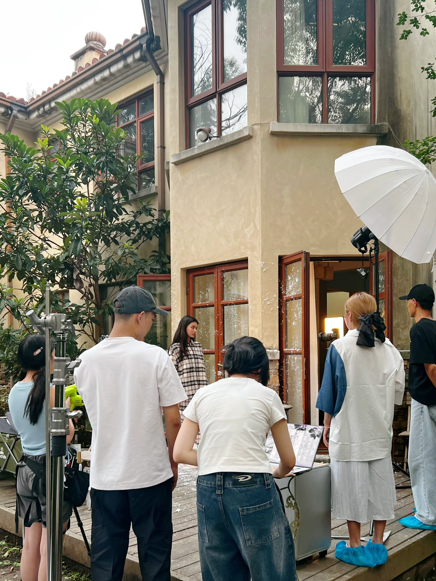 国产精品麻豆久久久麻豆精彩呈现，热门剧情引人入胜，独家花絮不容错过
