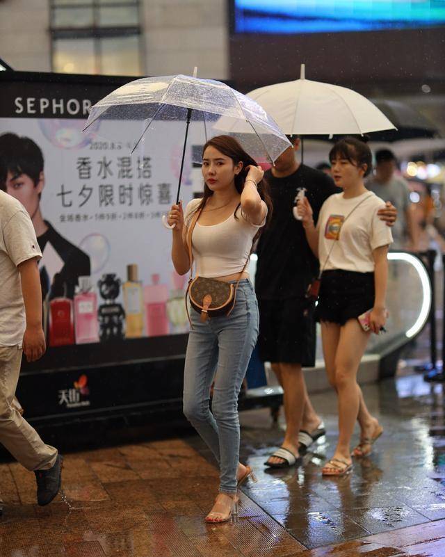1.第五十路熟女俱乐部魅力绽放