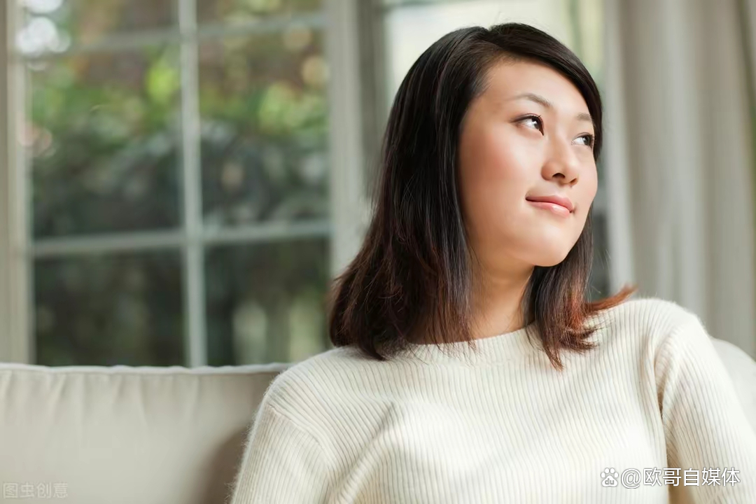亚洲熟妇乱子伦毛片揭秘，中年女性情感纠葛，家庭伦理背后的欲望与挣扎