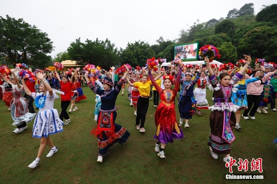 2.广西三月三活动，欢乐庆典，民俗盛宴，精彩纷呈不容错过