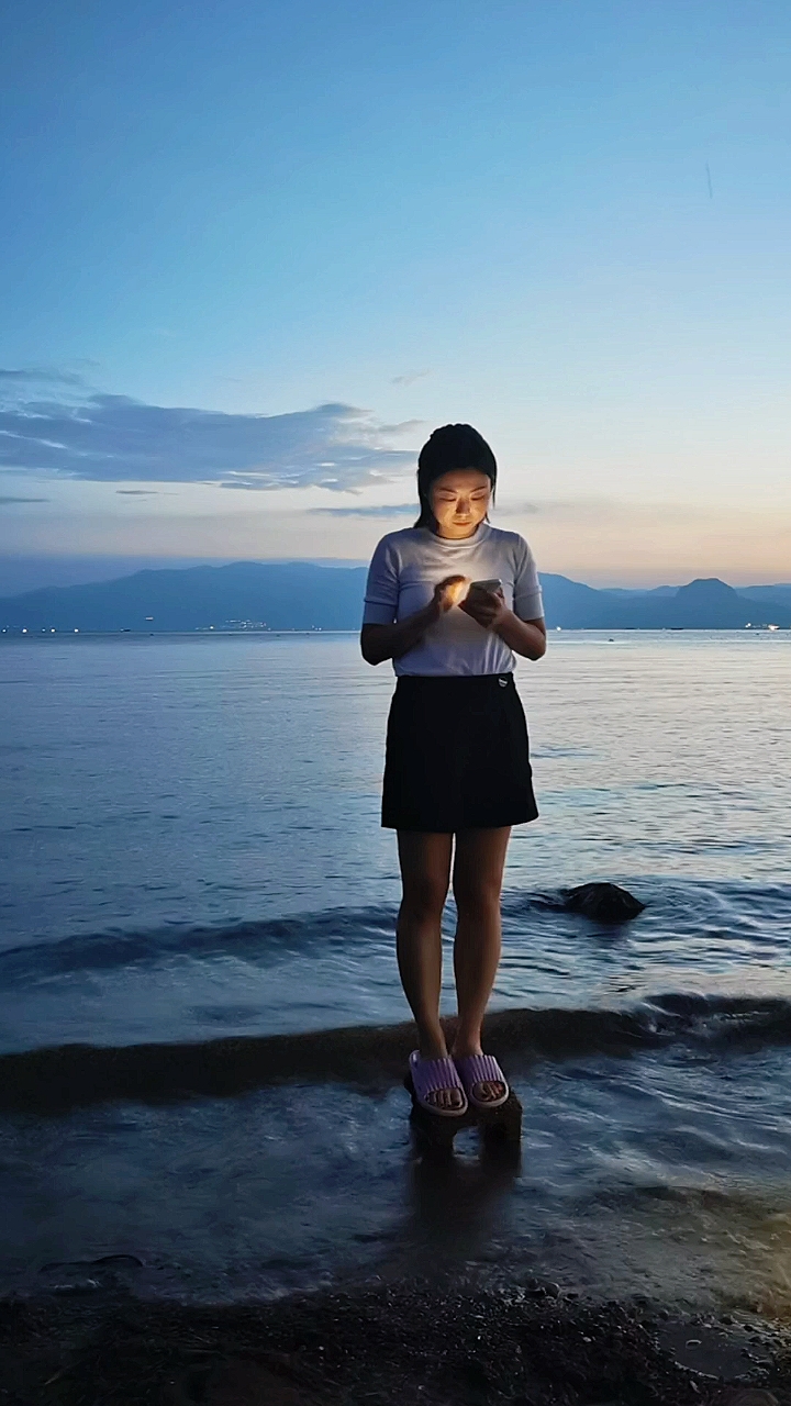 北京大一女生露脸国语对白全程记录，青春校园，真实生活，温暖瞬间
