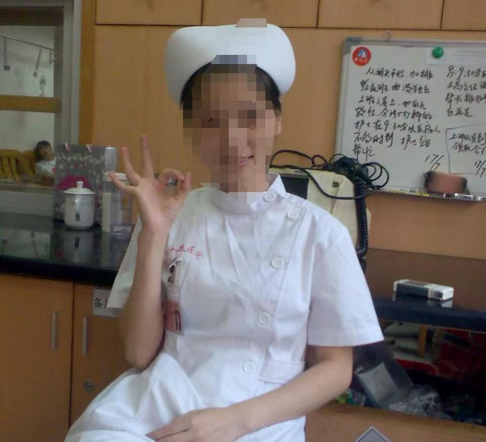 护士搡BBB又爽又猛又黄www浜，揭秘护士激情瞬间，真实故事震撼全网，细节描写大胆直白