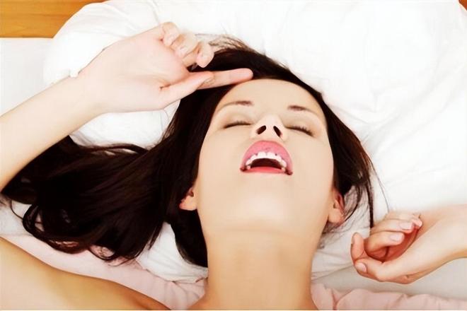 中国zz女人18高潮震撼体验，真实故事，极致快感，揭秘巅峰时刻
