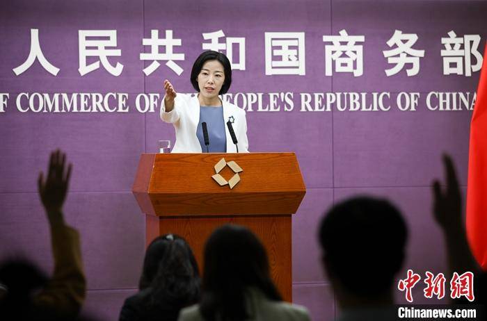 贝壳裁员风波持续发酵，行业寒冬下企业如何破局，员工权益保障引热议