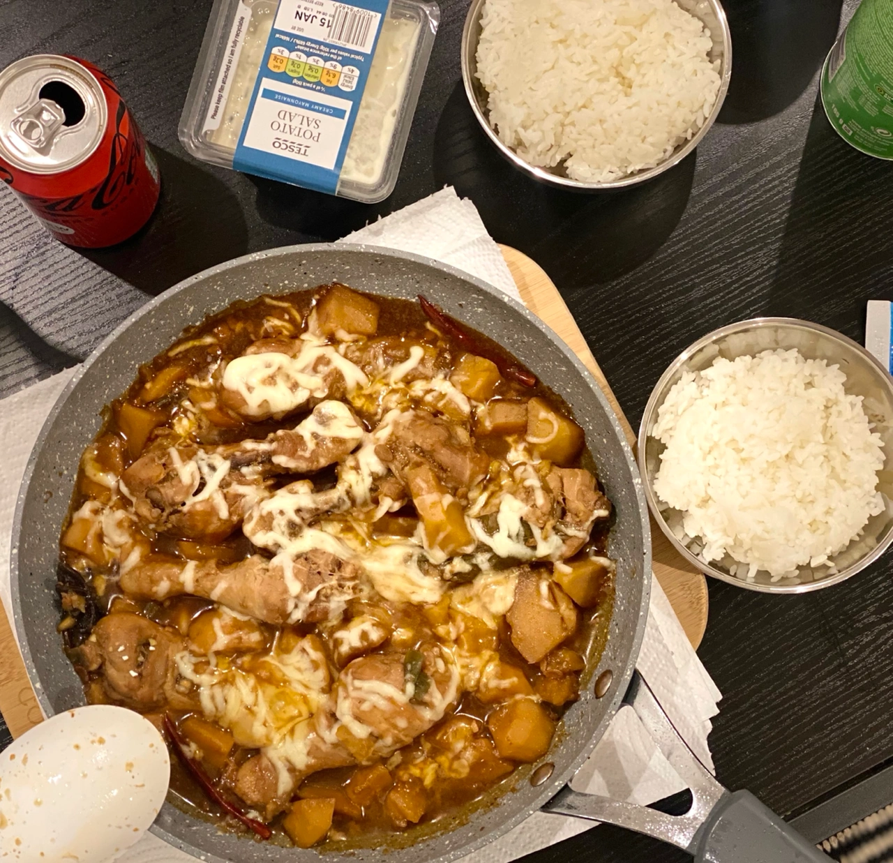 男生国外做酿酿酱酱视频分享，留学生活美食教程，简单易学家常菜做法
