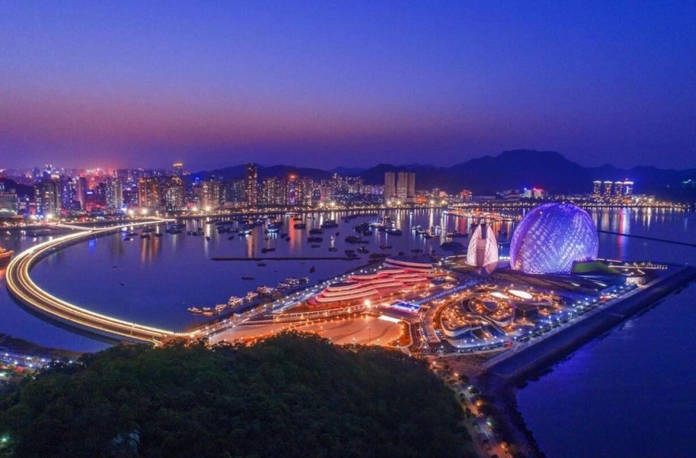 "国在线观看999一区三区，高清资源免费看，流畅播放不卡顿，热门影视一网打尽"
