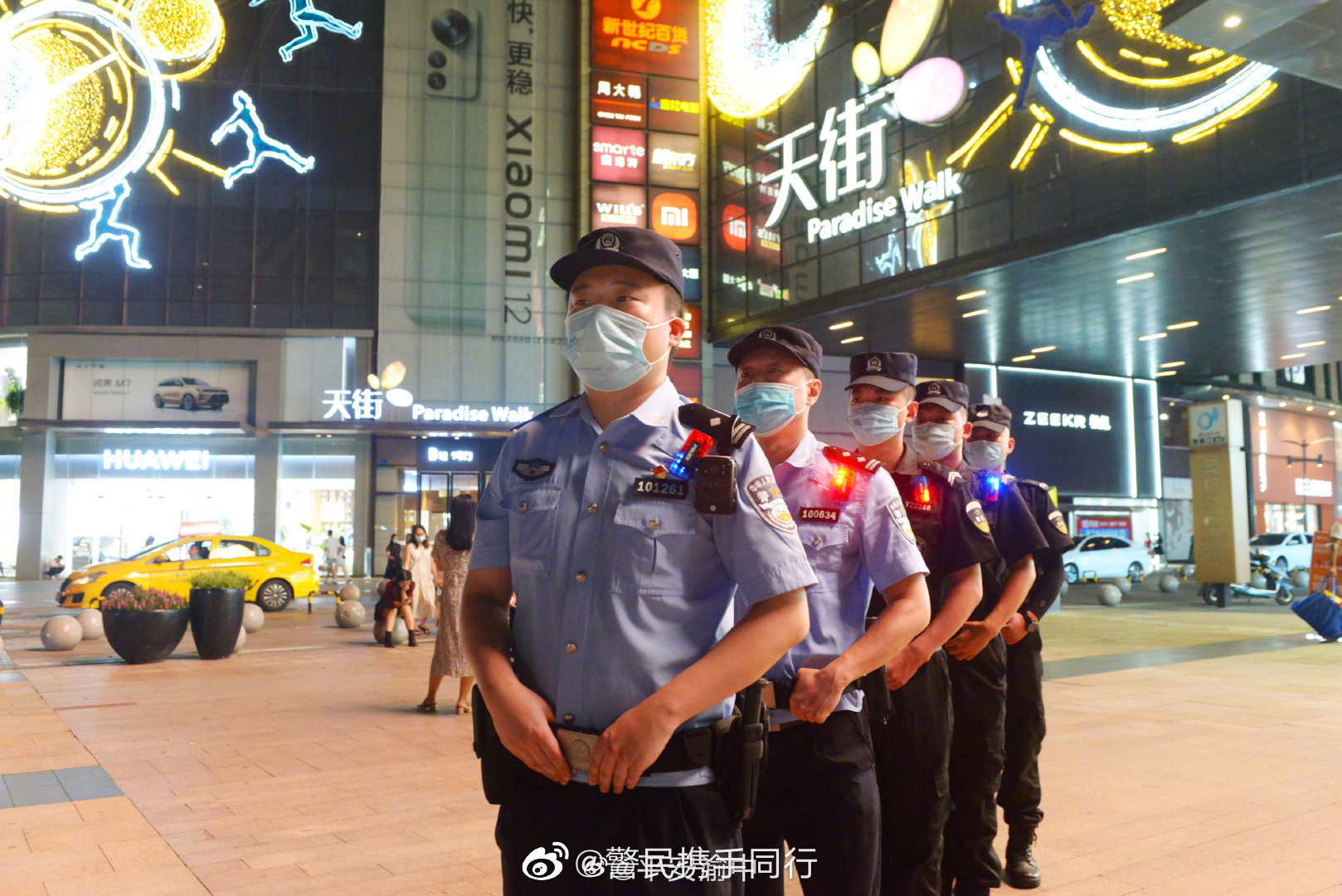 日本偷窥事件piss引发争议，东京街头惊现变态行为，民众呼吁加强治安