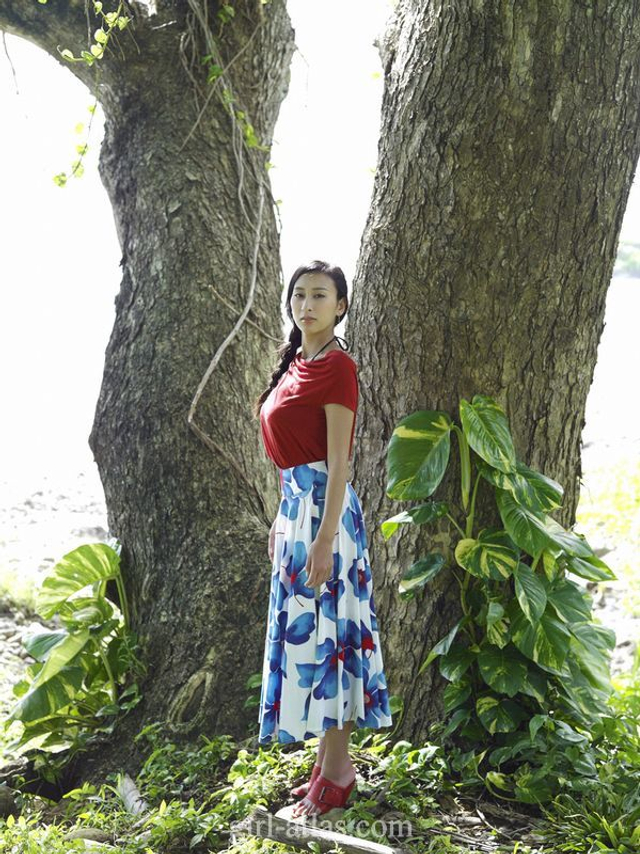"熟妇浜风情,复古free80年代,另类怀旧经典重现"