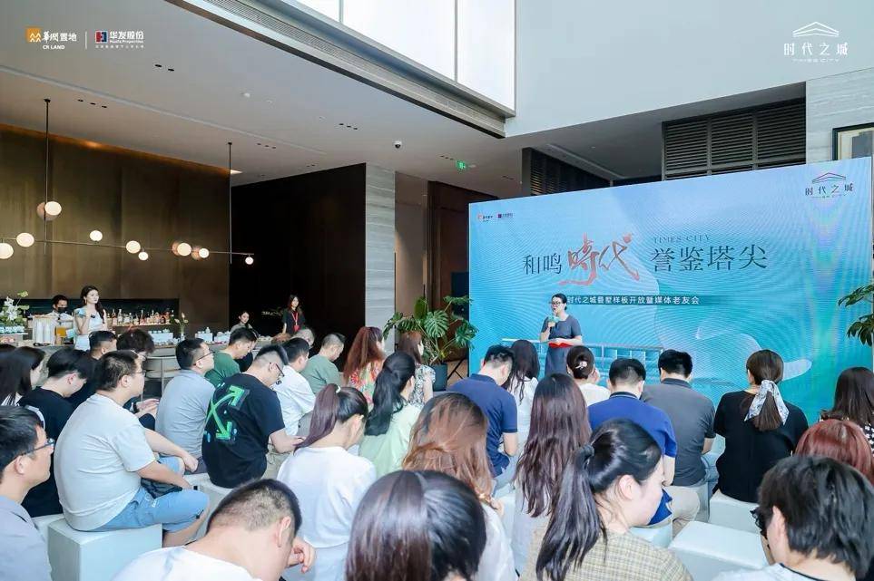 人人干天天舔引领潮流，探索新时代生活方式，共创美好未来
