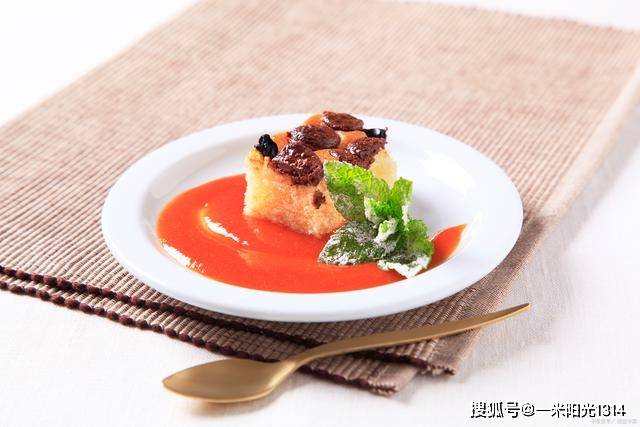重口味美食挑战你的味蕾极限，尝试这些独特风味，开启刺激舌尖之旅