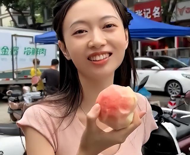 1.四川丰满妇女毛片四川话精彩片段