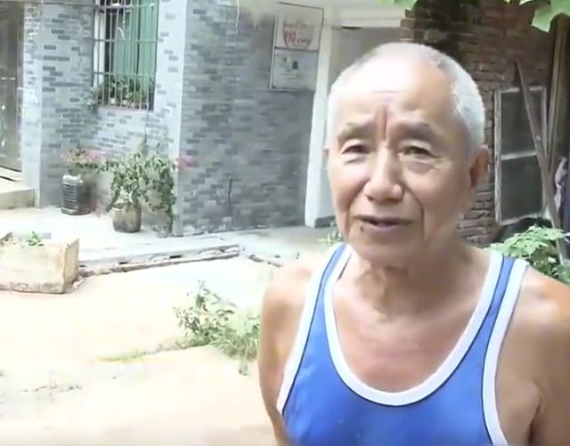 1.工棚嫖j老头老当益壮传奇故事