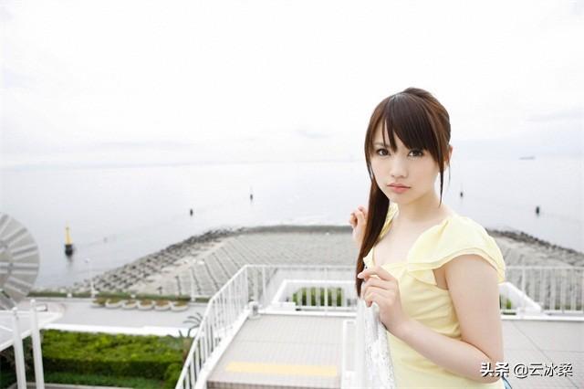 1.小嫩嫩裸体浜的夏日清凉写真集