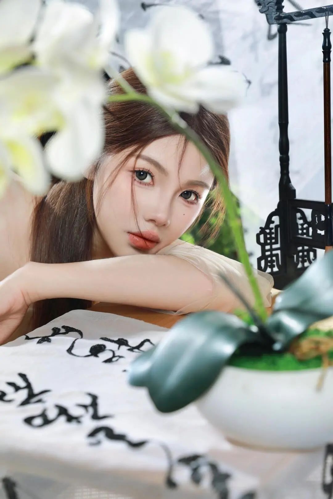 婷婷无码拍拍惊艳瞬间，绝美写真大放送，性感女神魅力四射