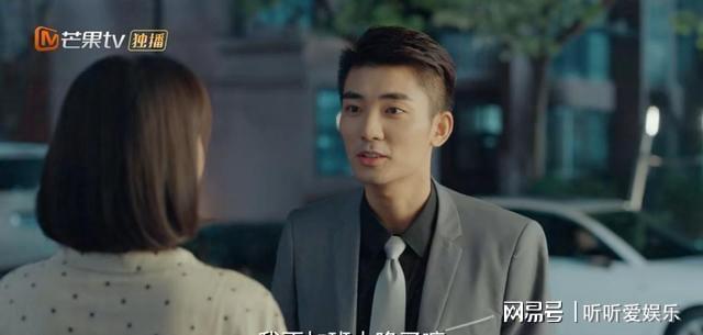 午夜成人性做爰A片黄蓉演绎激情床戏，深夜诱惑剧情，欲望交织的禁忌之恋