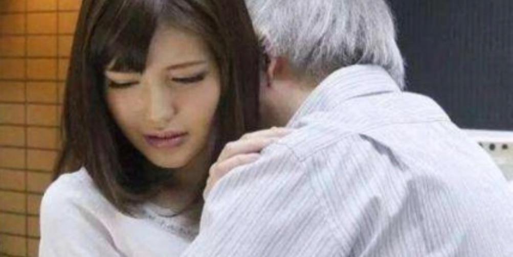 1.日本老头呻吟的隐秘故事