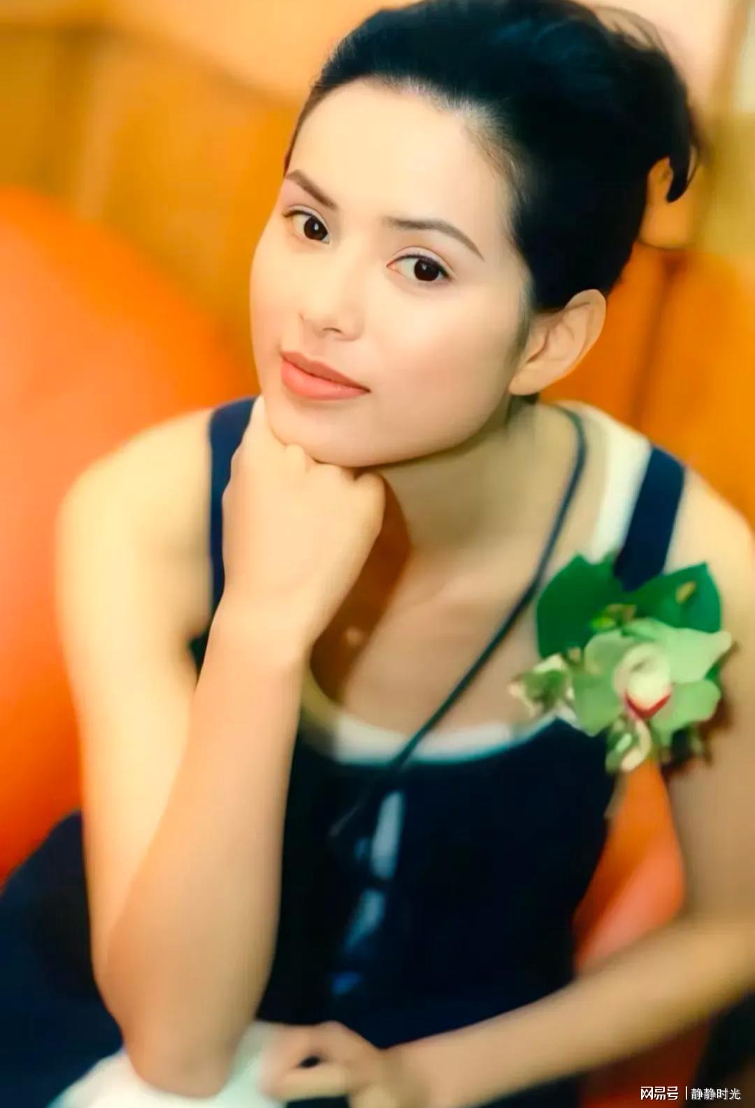 李若彤三级毛片经典片段，怀旧情怀，重温女神风采