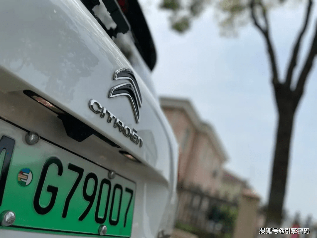 1.法国色情做爰4偷欲的隐秘诱惑