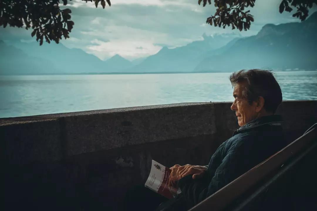 "991级片经典回顾，重温老片魅力，感受怀旧时光"