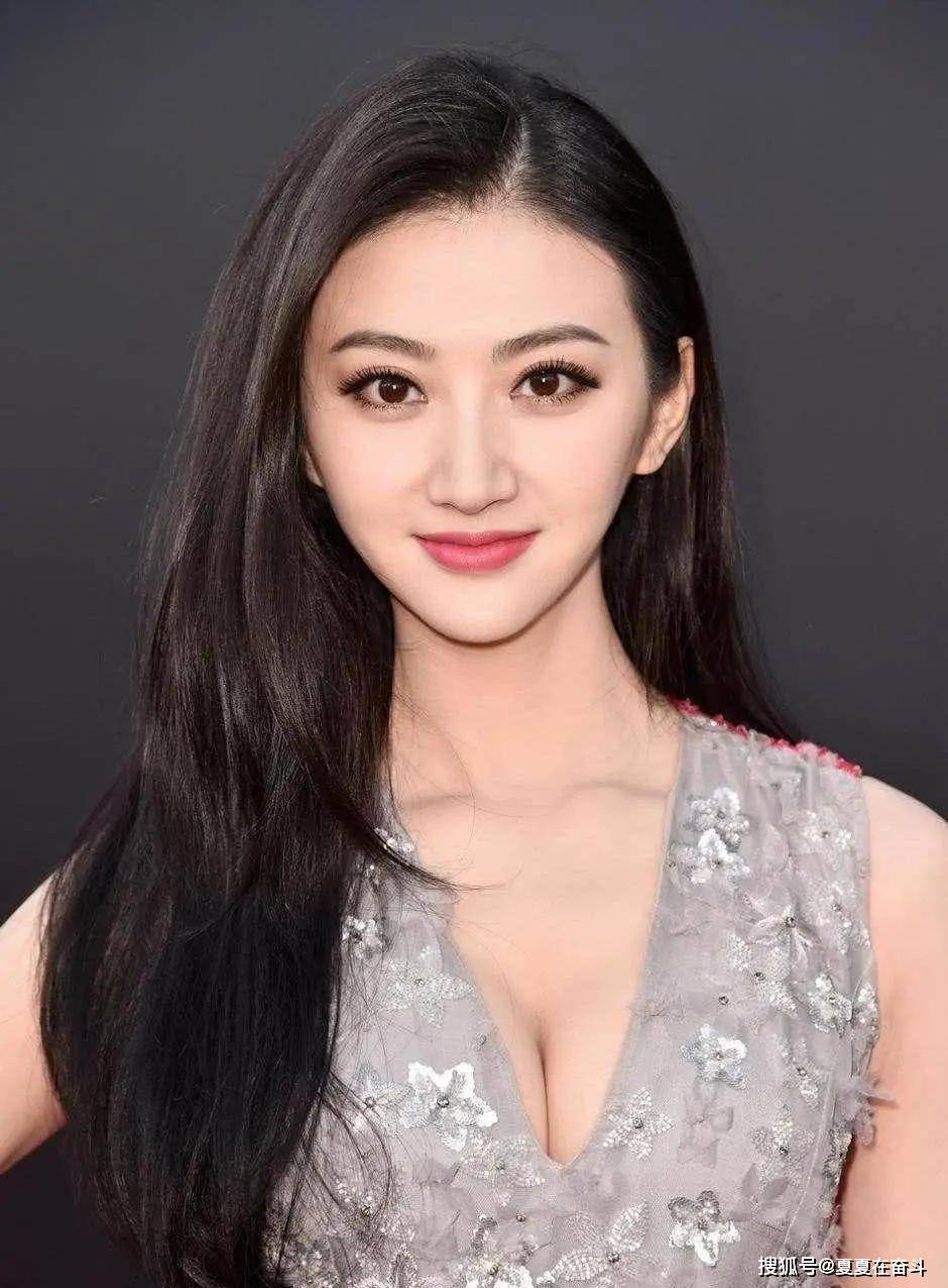 人妻丰满熟妇av无码区HD高清无码，人妻熟妇丰满诱惑，av无码区HD精品推荐