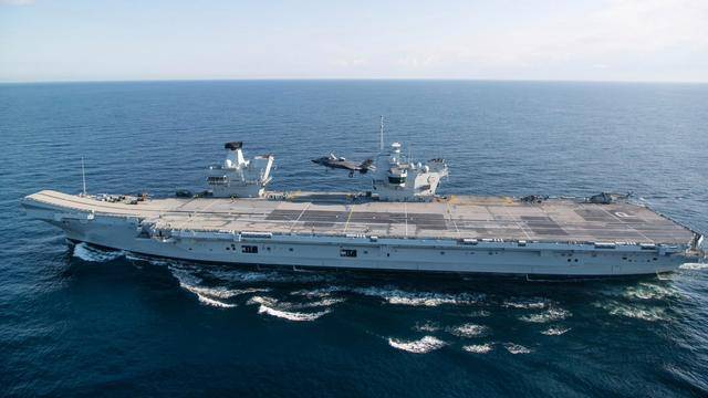 英国考虑部署航空母舰特朗普称不再需要它们引发争议 英国考虑部署航空母舰特朗普称不再需要它们引发争议