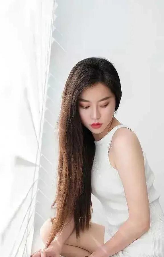 国产50少妇XXXXXXX魅力绽放，时尚穿搭，优雅生活指南