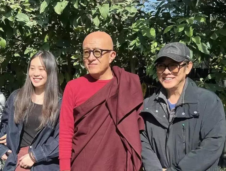 学生的妈妈中字id引发热议，网友热议背后故事，家庭教育话题再成焦点