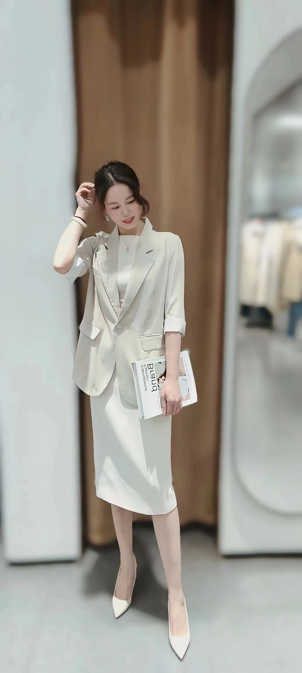 2.中国老熟女，优雅自信，岁月沉淀的成熟之美，风华绝代