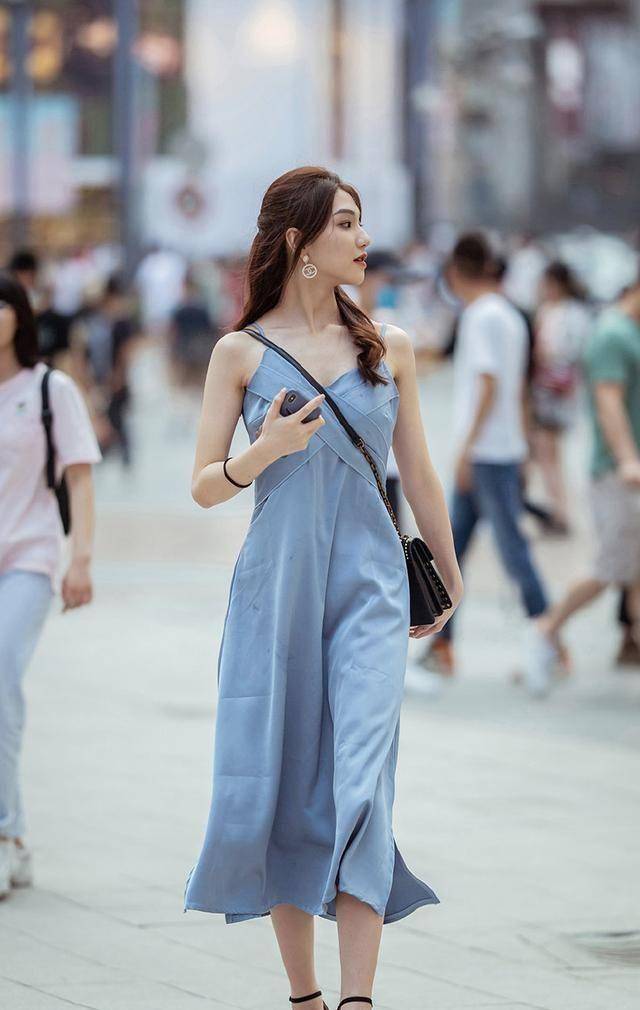 欧美人体穿孔饰品潮流趋势，独特设计，个性表达，展现时尚魅力