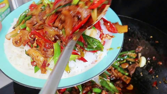 东北老肥熟口味重浜家常菜谱，香辣下饭，地道东北风味，满足你的味蕾需求