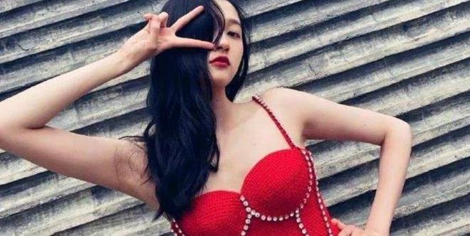 1.爆乳无码专区精彩内容一网打尽