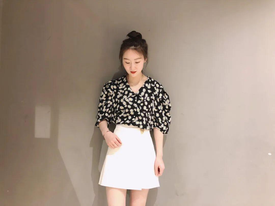 韩流欧美风穿搭指南，免色系搭配技巧，日韩欧美时尚灵感集