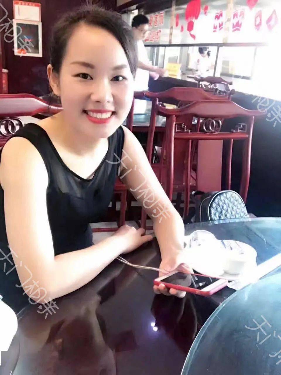 "国产娇小交14浜，清新甜美，动人瞬间，邂逅浪漫青春故事"