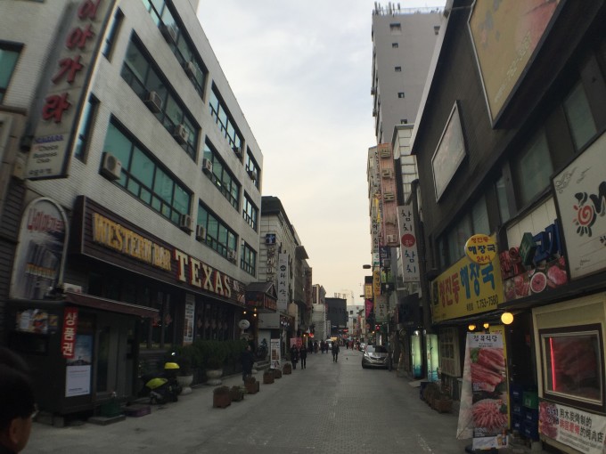 中日韩一级免费旅游攻略，省钱技巧，热门景点推荐
