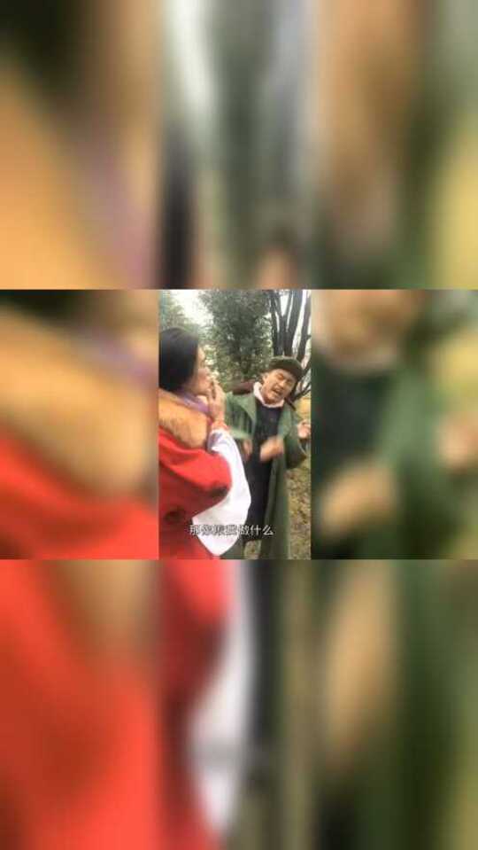 2.鱼鱼也会流泪挠脚心日本美女浜，搞笑视频，超可爱反应