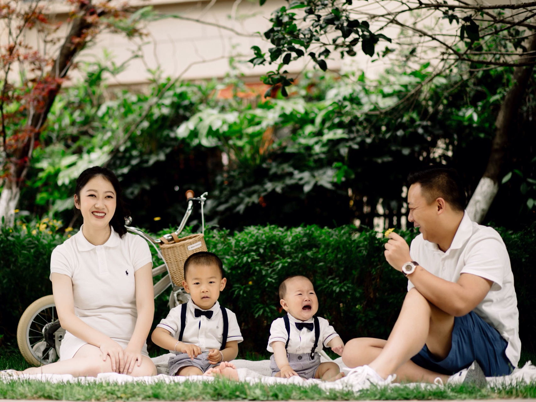 四川夫妇大白天全程露脸恩爱日常，甜蜜瞬间，幸福生活记录