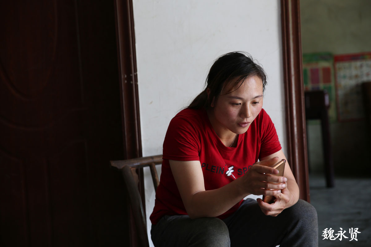 留守熟妇X88AV的乡村生活，留守熟妇X88AV的情感故事，留守熟妇X88AV的日常点滴