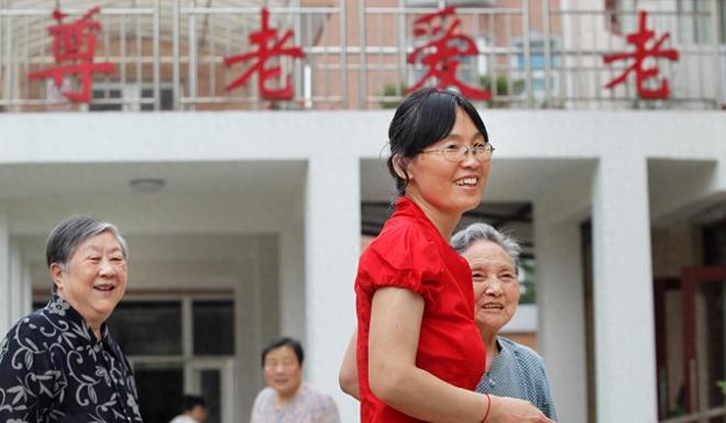 中国性老太HD大全精彩视频，独家揭秘老年生活，真实记录情感故事