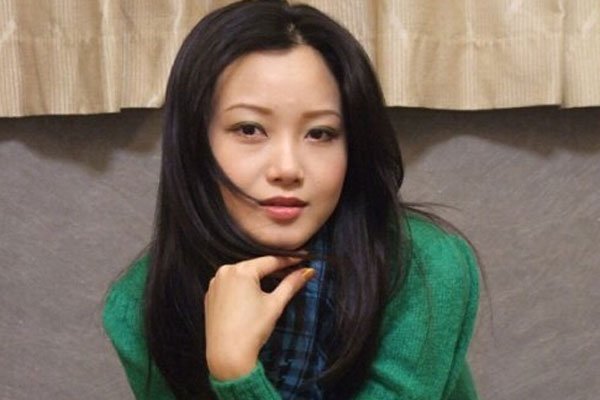 汤芳专辑大全播放精彩合集，经典歌曲一网打尽，重温音乐时光