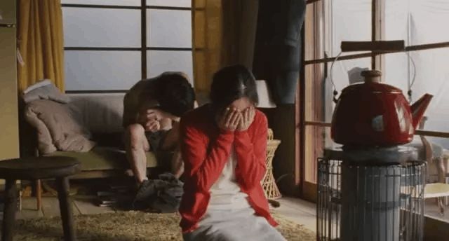 人妻电影无码诱惑，激情片段，深夜私密观影指南