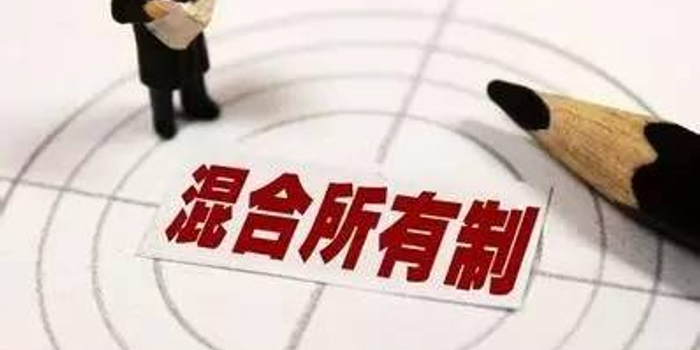 2.四川80岁老太婆裸体，网友热议，真相令人震惊，社会关注度飙升
