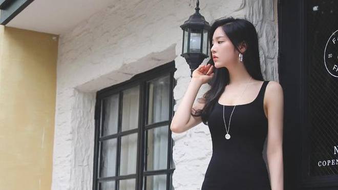2.feeXXX欧美大胆突破,性感魅力无法挡,掀起时尚新风尚